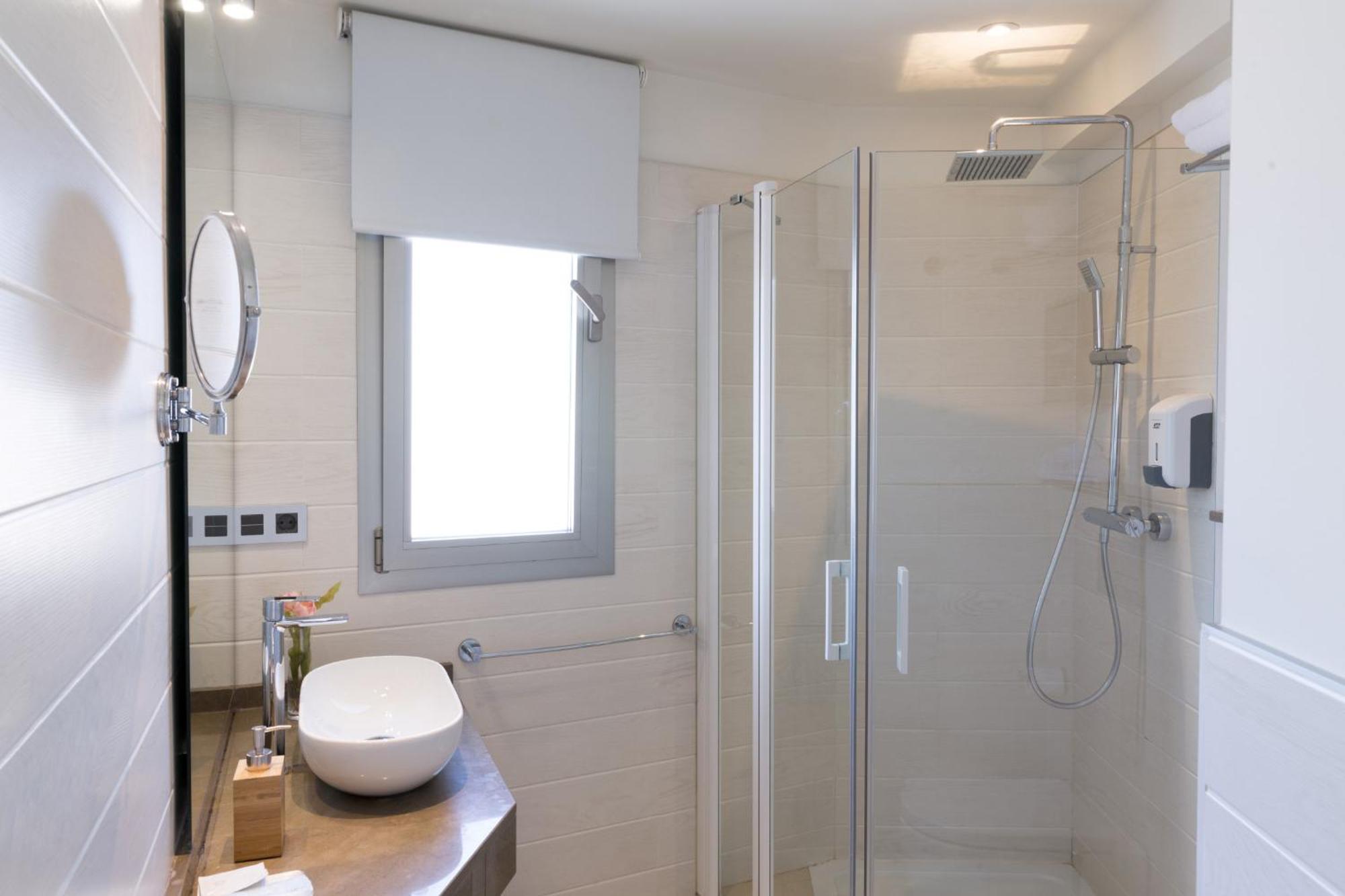 Welldone Cathedral Suites Sevilla Pokoj fotografie
